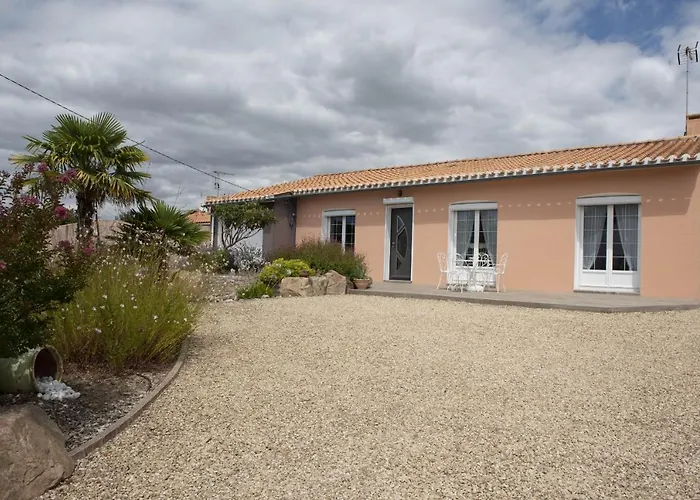 Maison Pour 6 Entre Marais Salants Et Plages *