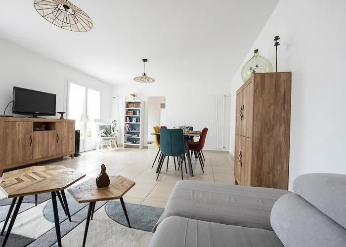 Maison Pour 6 Entre Marais Salants Et Plages *