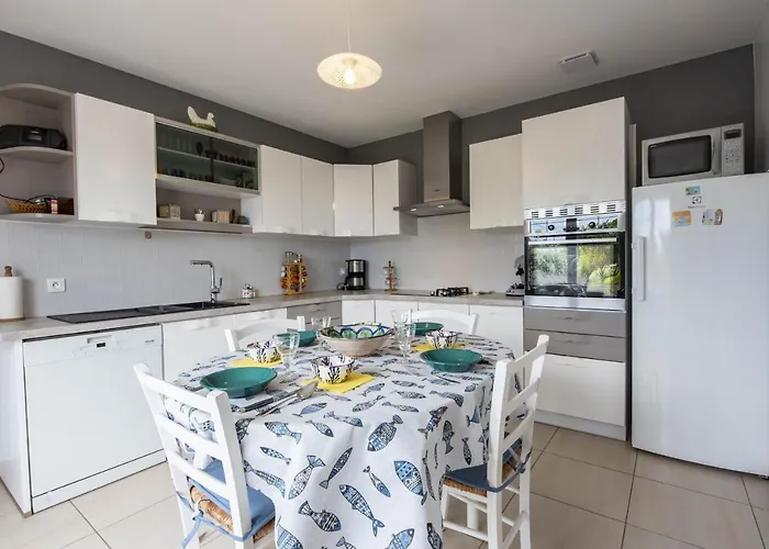 Maison Pour 6 Entre Marais Salants Et Plages Tatil Evi Les Bussolleries